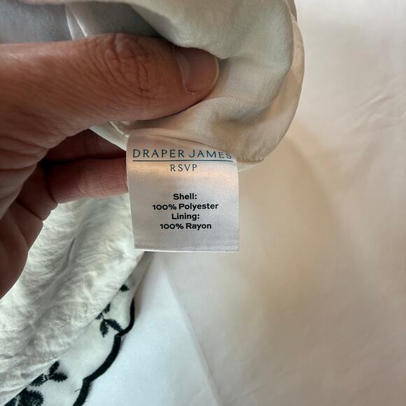 DRAPER JAMES Puff Sleeve Floral Embroidered Mini White Black Scalloped Hem Sz M - Picture 12 of 16